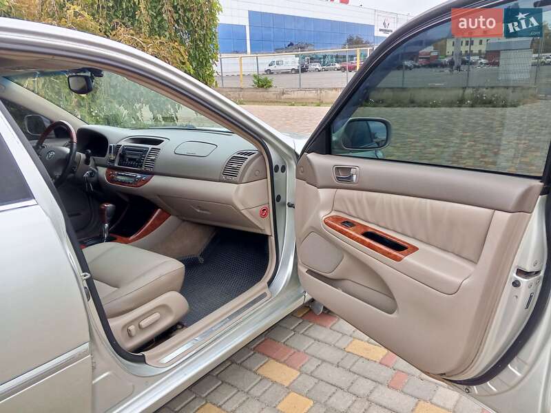 Седан Toyota Camry 2004 в Белгороде-Днестровском фото 18 Седан Toyota Camry 2004 в Белгороде-Днестровском