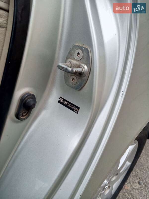 Седан Toyota Camry 2004 в Белгороде-Днестровском фото 29 Седан Toyota Camry 2004 в Белгороде-Днестровском