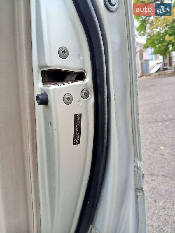 Седан Toyota Camry 2004 в Белгороде-Днестровском фото 38 Седан Toyota Camry 2004 в Белгороде-Днестровском