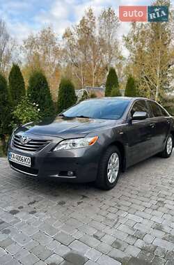 Седан Toyota Camry 2007 в Луцке