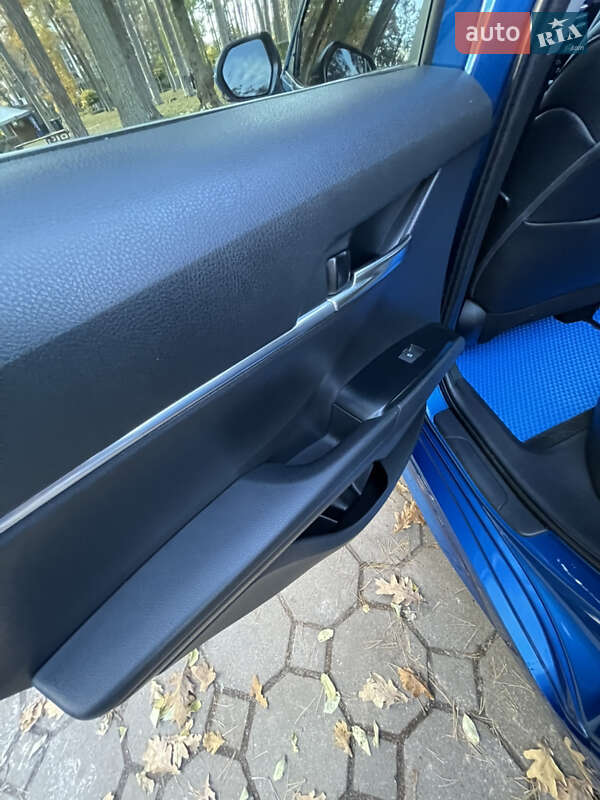 Седан Toyota Camry 2019 в Киеве фото 24 Седан Toyota Camry 2019 в Киеве