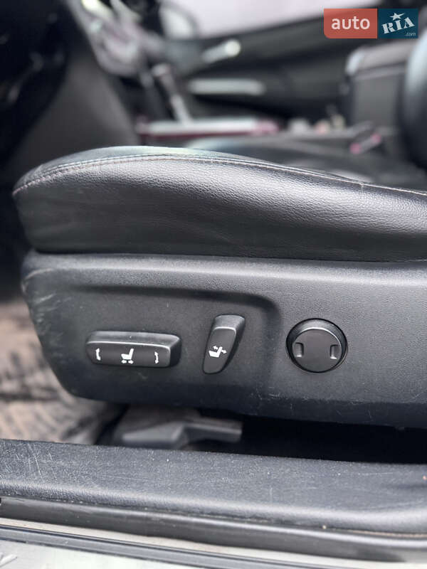 Седан Toyota Camry 2011 в Новой Одессе