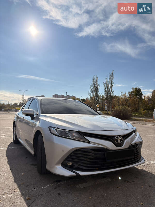 Седан Toyota Camry 2017 в Києві фото 2 Седан Toyota Camry 2017 в Києві