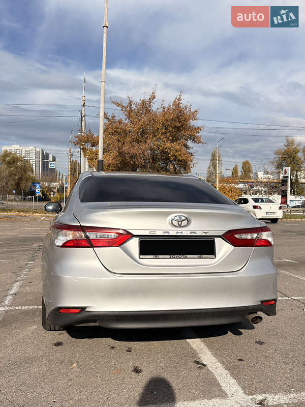 Седан Toyota Camry 2017 в Києві фото 12 Седан Toyota Camry 2017 в Києві
