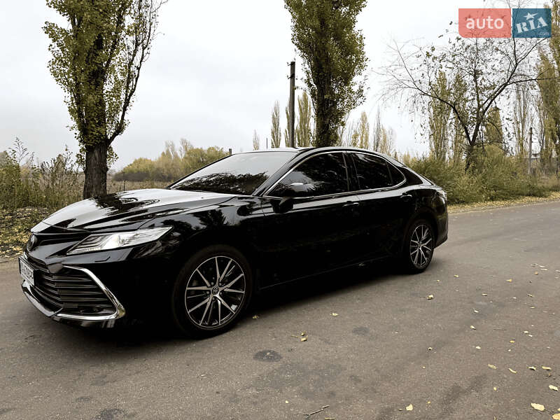 Седан Toyota Camry 2023 в Киеве фото 4 Седан Toyota Camry 2023 в Киеве