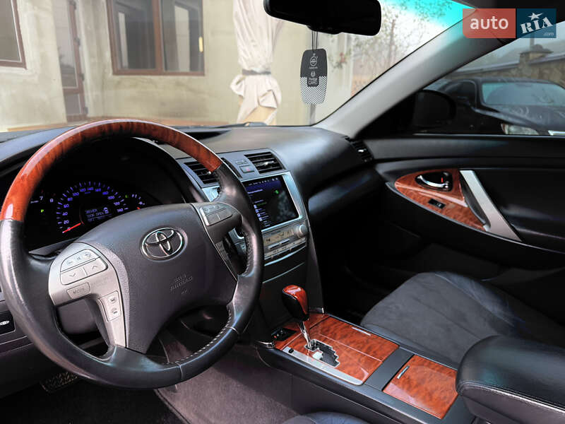 Седан Toyota Camry 2009 в Могилев-Подольске