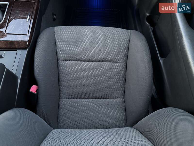 Седан Toyota Camry 2017 в Киеве фото 42 Седан Toyota Camry 2017 в Киеве