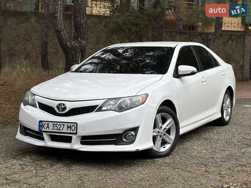 Toyota Camry 2013