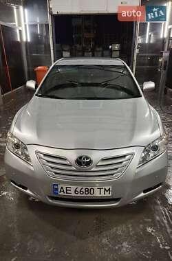 Седан Toyota Camry 2006 в Дніпрі