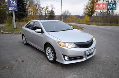 Седан Toyota Camry 2012 в Харькове