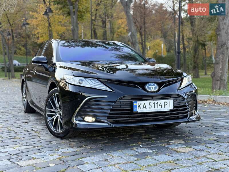 Седан Toyota Camry 2022 в Киеве фото 3 Седан Toyota Camry 2022 в Киеве