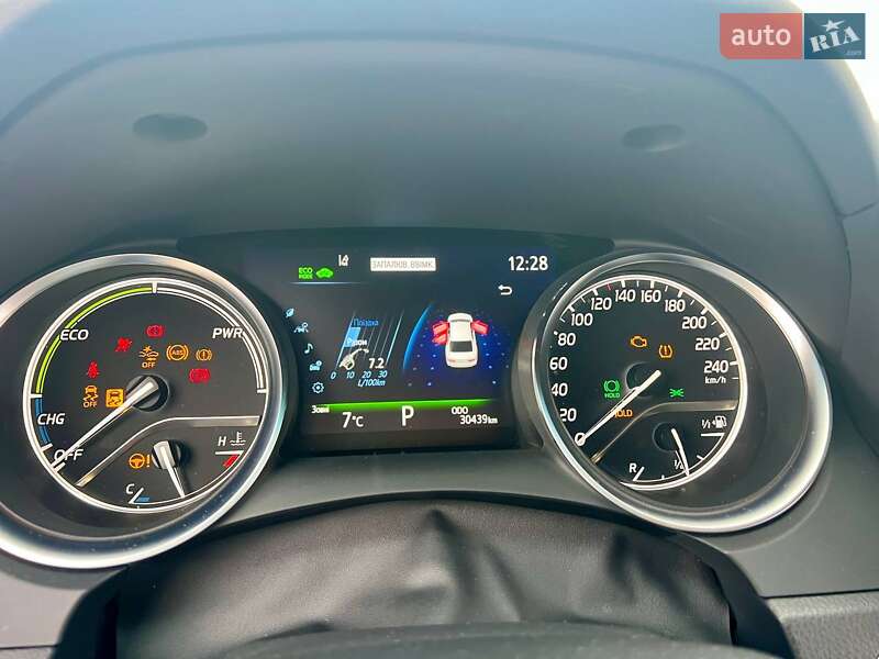 Седан Toyota Camry 2024 в Житомире