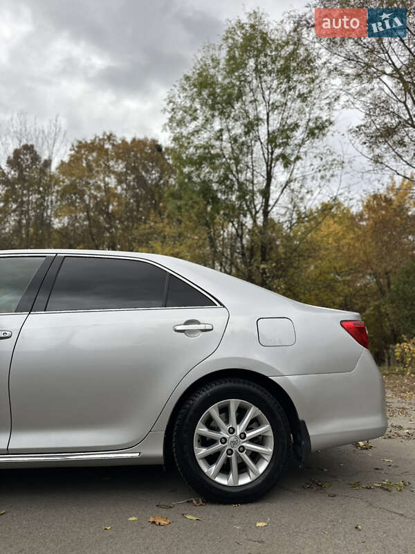 Седан Toyota Camry 2012 в Луцке