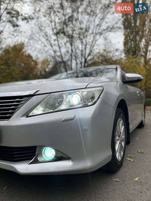 Седан Toyota Camry 2012 в Луцке