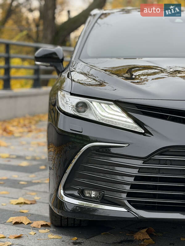 Седан Toyota Camry 2022 в Днепре фото 4 Седан Toyota Camry 2022 в Днепре