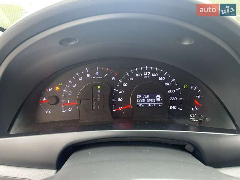 Седан Toyota Camry 2010 в Полонном фото 32 Седан Toyota Camry 2010 в Полонном