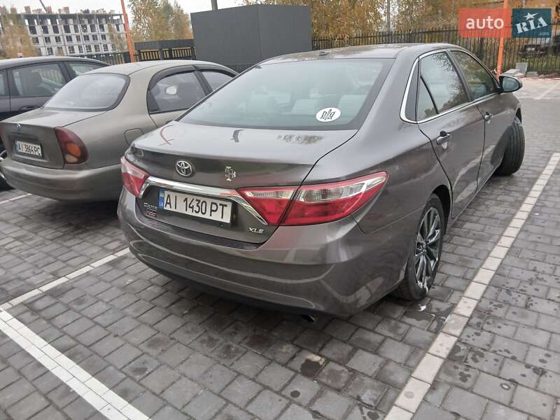 Седан Toyota Camry 2015 в Киеве фото 5 Седан Toyota Camry 2015 в Киеве