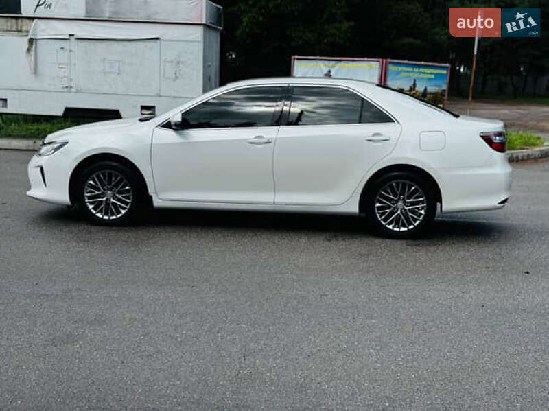 Седан Toyota Camry 2014 в Полтаве фото 5 Седан Toyota Camry 2014 в Полтаве