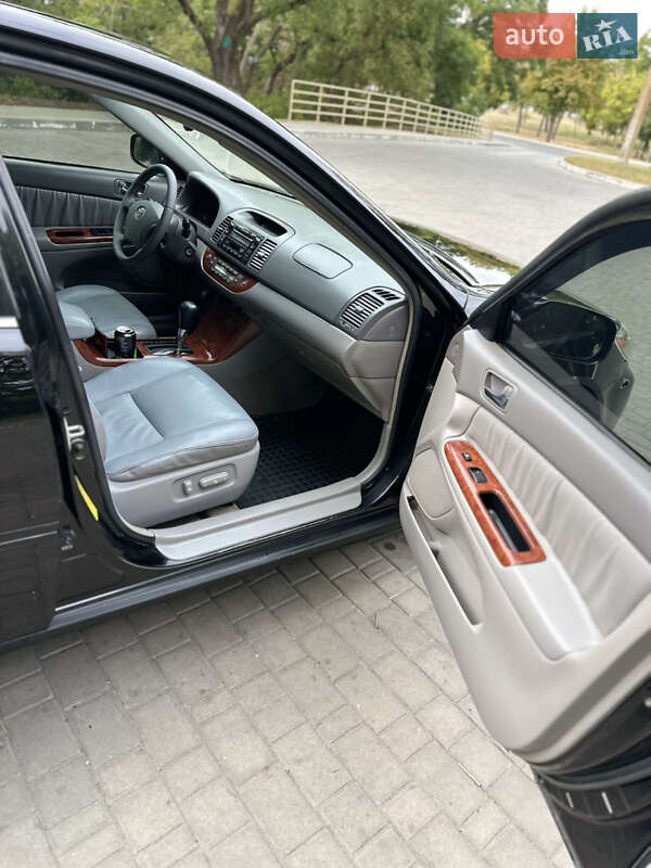 Седан Toyota Camry 2005 в Измаиле