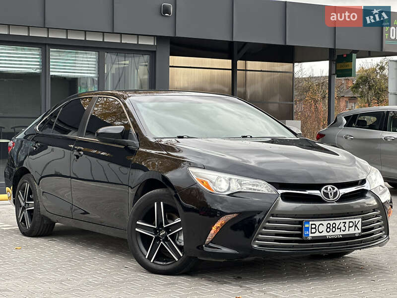 Toyota Camry 2017