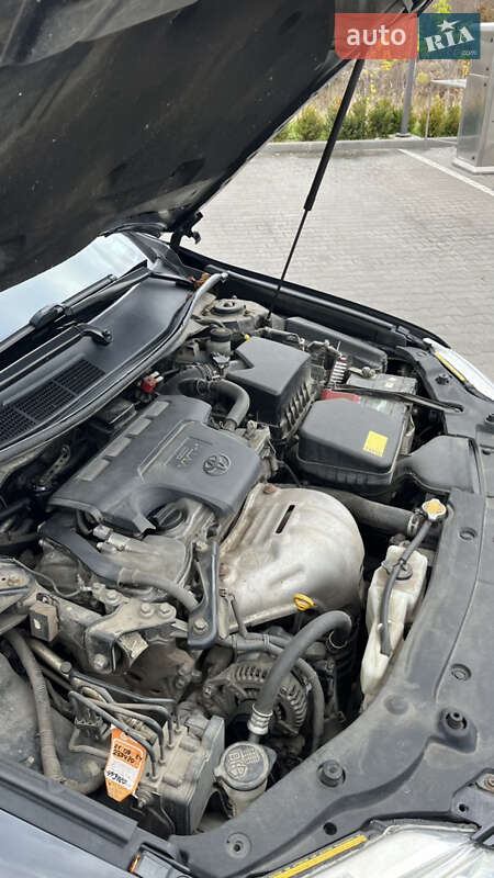 Седан Toyota Camry 2014 в Киеве