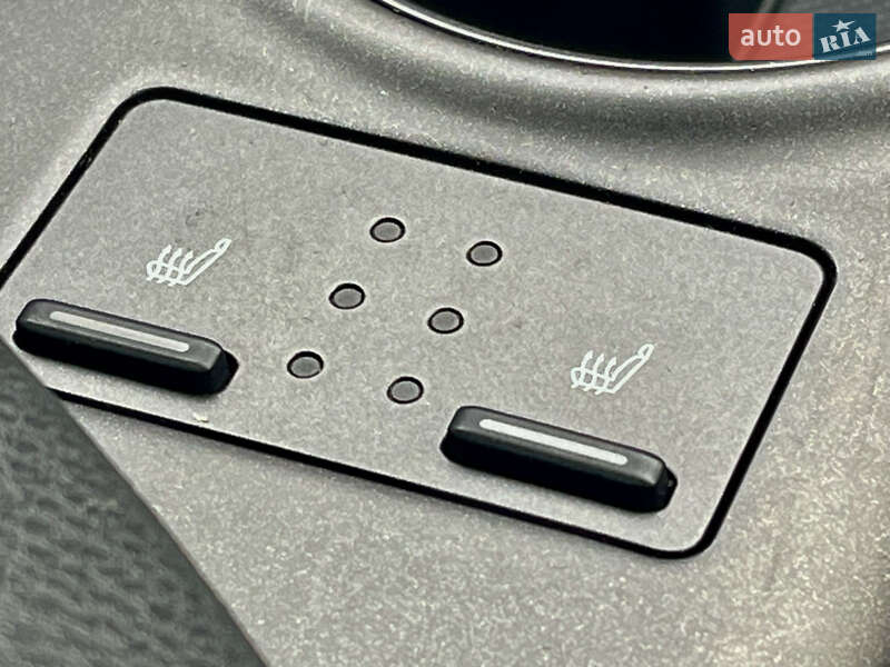 Седан Toyota Camry 2021 в Києві фото 29 Седан Toyota Camry 2021 в Києві