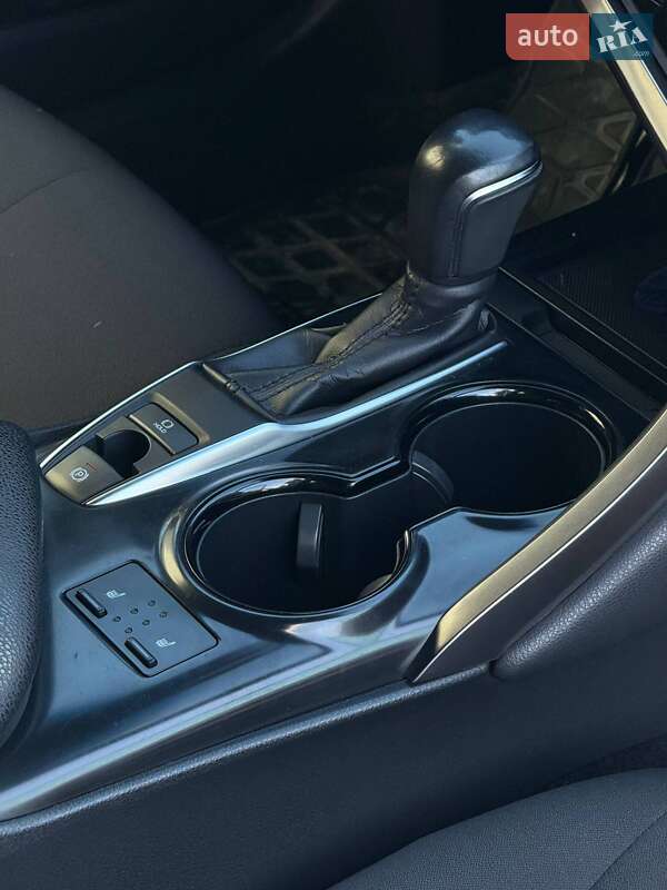 Седан Toyota Camry 2017 в Черновцах фото 12 Седан Toyota Camry 2017 в Черновцах