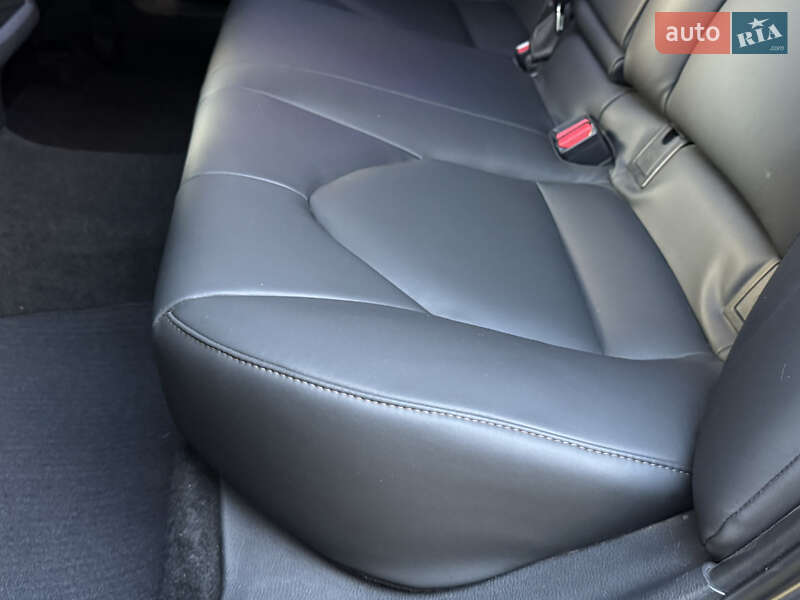 Седан Toyota Camry 2017 в Одессе