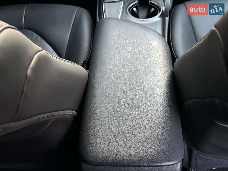 Седан Toyota Camry 2017 в Одессе