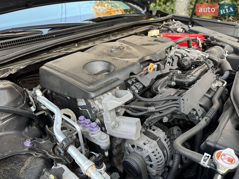 Седан Toyota Camry 2017 в Одессе