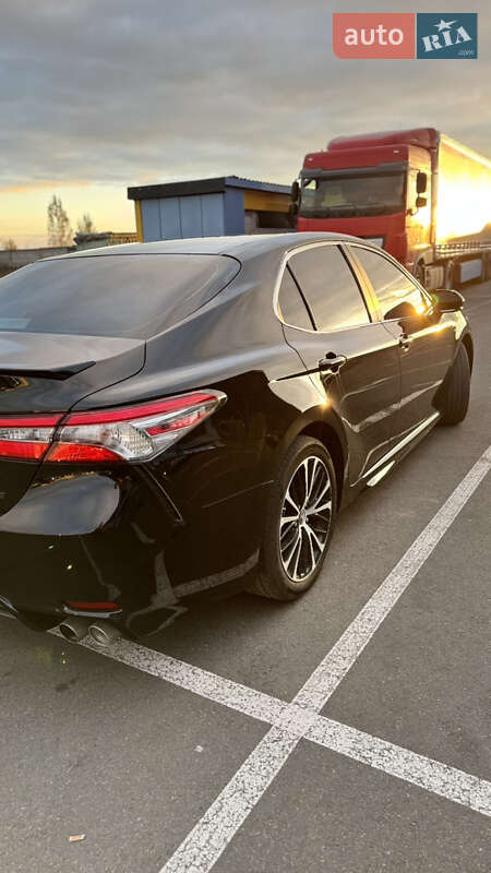 Седан Toyota Camry 2018 в Киеве фото 6 Седан Toyota Camry 2018 в Киеве