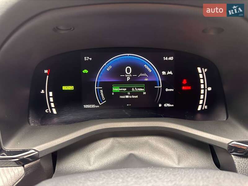 Седан Toyota Camry 2024 в Киеве