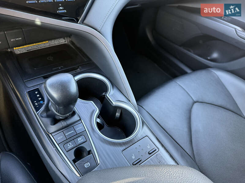 Седан Toyota Camry 2022 в Львове фото 19 Седан Toyota Camry 2022 в Львове