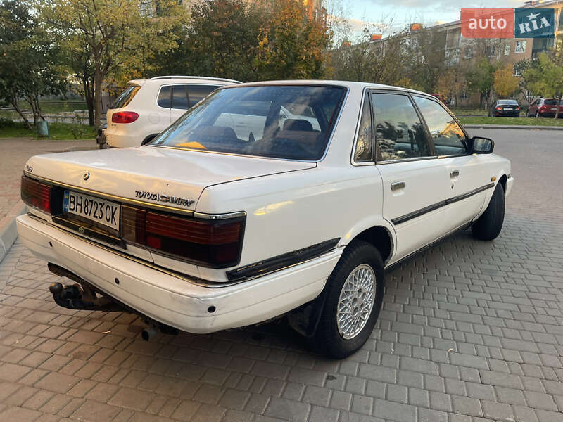 Седан Toyota Camry 1987 в Одессе фото 3 Седан Toyota Camry 1987 в Одессе