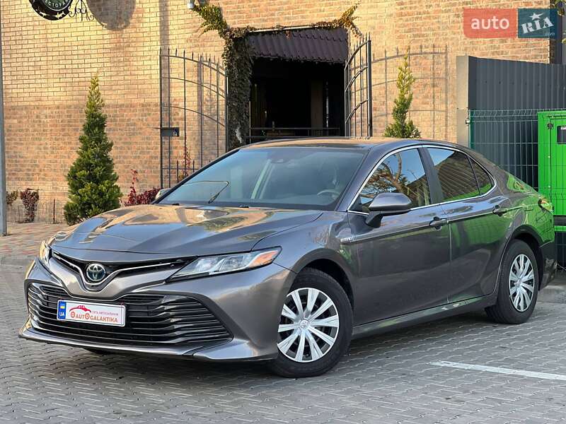 Седан Toyota Camry 2018 в Одесі