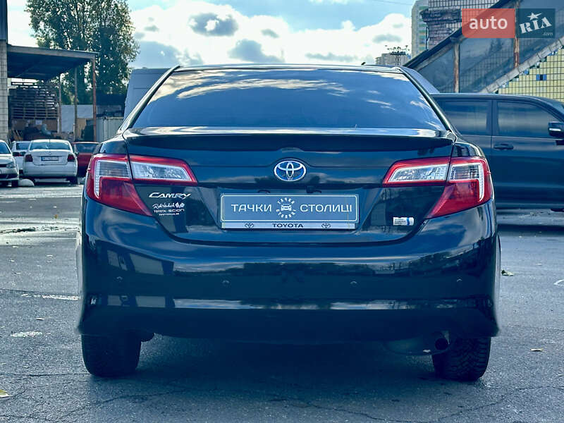Седан Toyota Camry 2013 в Киеве фото 4 Седан Toyota Camry 2013 в Киеве