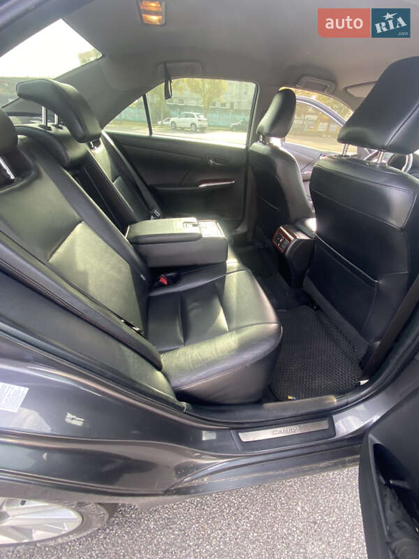 Седан Toyota Camry 2013 в Києві фото 7 Седан Toyota Camry 2013 в Києві