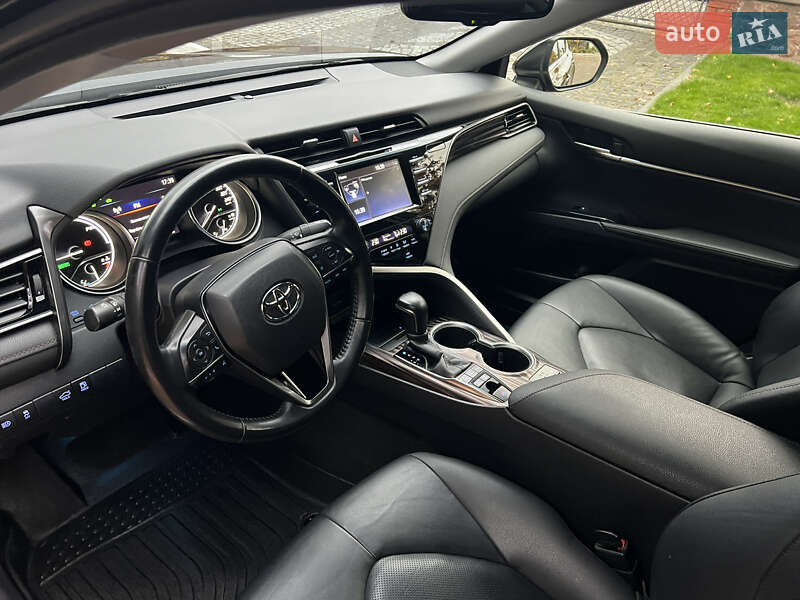 Седан Toyota Camry 2020 в Ровно фото 16 Седан Toyota Camry 2020 в Ровно
