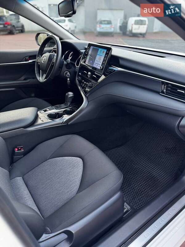 Седан Toyota Camry 2024 в Ровно фото 19 Седан Toyota Camry 2024 в Ровно