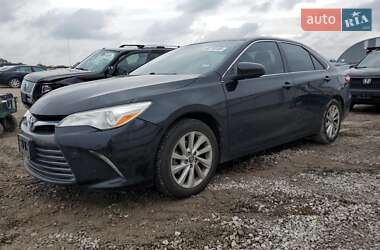 Toyota Camry 2017