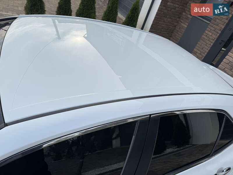 Седан Toyota Camry 2017 в Чернівцях