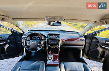 Седан Toyota Camry 2012 в Одесі