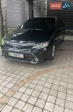 Седан Toyota Camry 2017 в Кагарлику