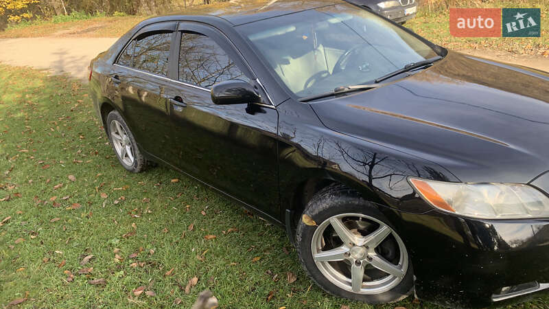 Седан Toyota Camry 2006 в Монастириській