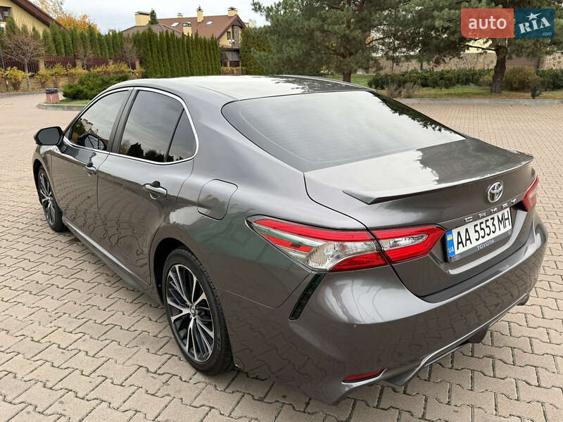 Седан Toyota Camry 2018 в Києві фото 9 Седан Toyota Camry 2018 в Києві