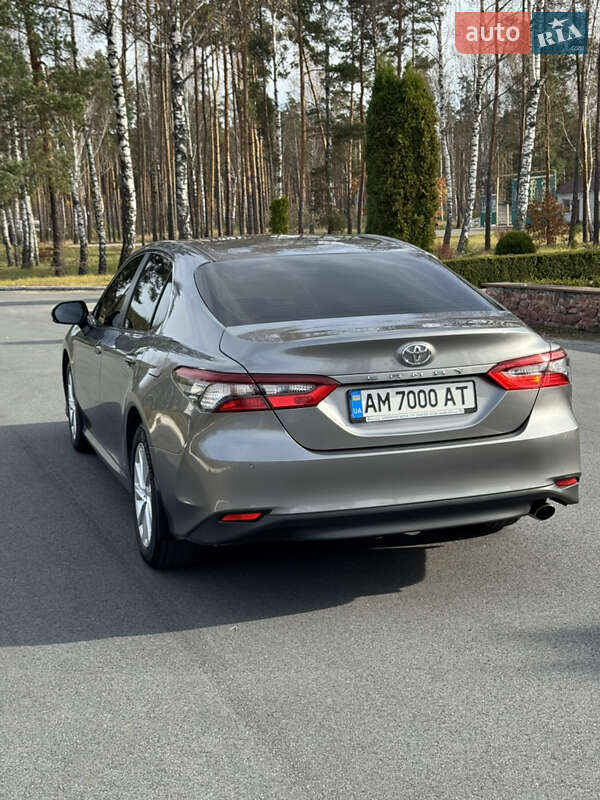 Седан Toyota Camry 2021 в Барановке