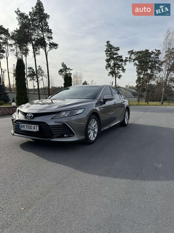 Седан Toyota Camry 2021 в Барановке