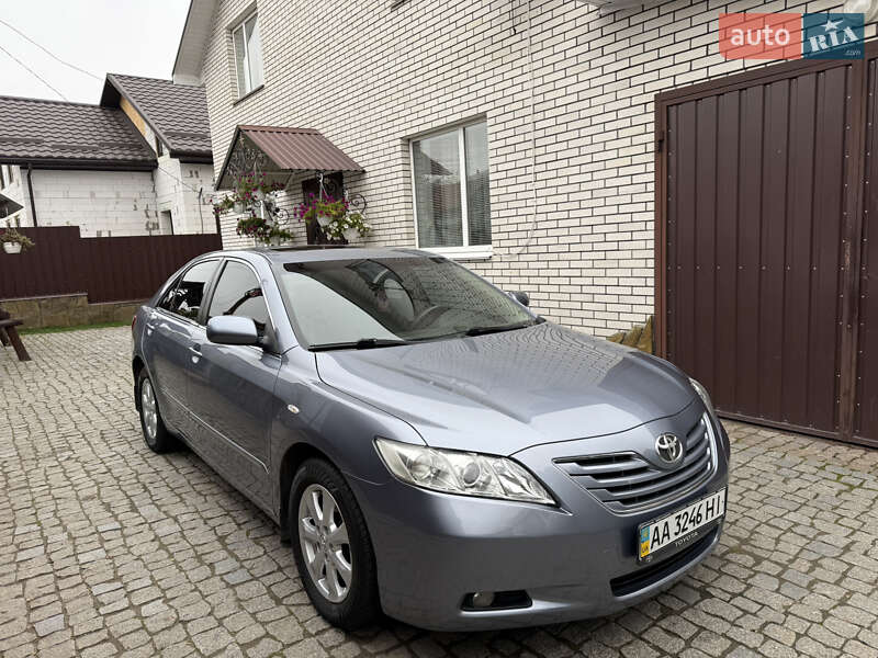 Toyota Camry 2008