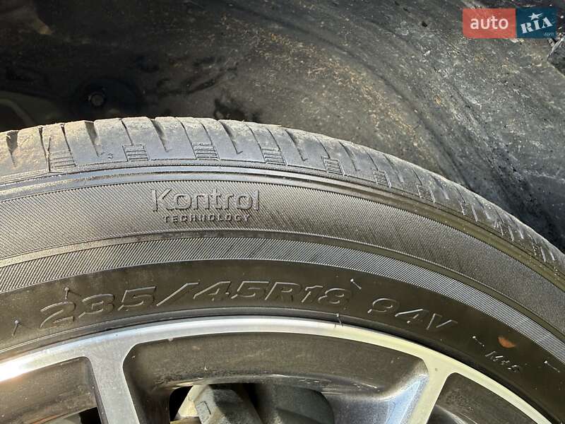 Седан Toyota Camry 2021 в Днепре