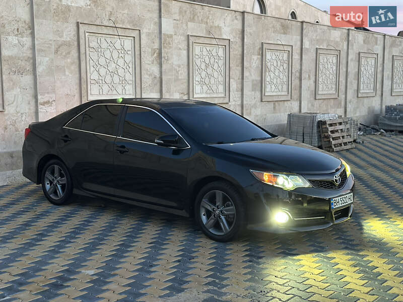 Седан Toyota Camry 2012 в Одесі